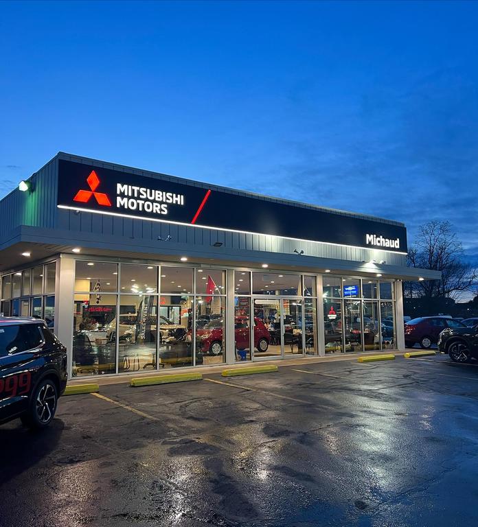 Dealership gallery photo 1